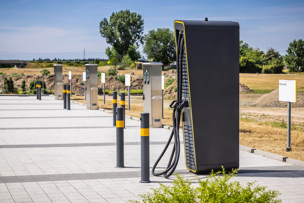 Professional commercial EV charging station